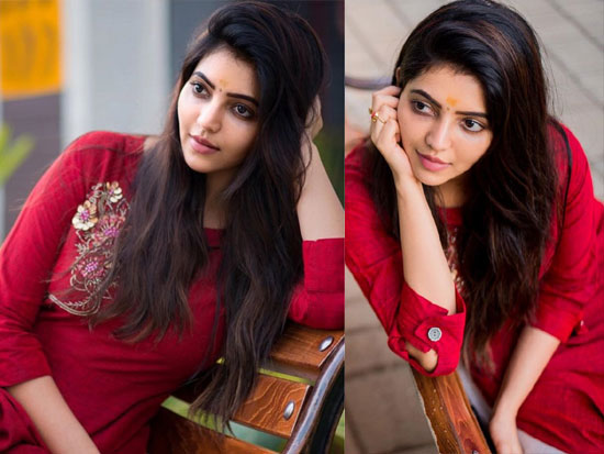 Athulyaa Ravi Gallery Pics