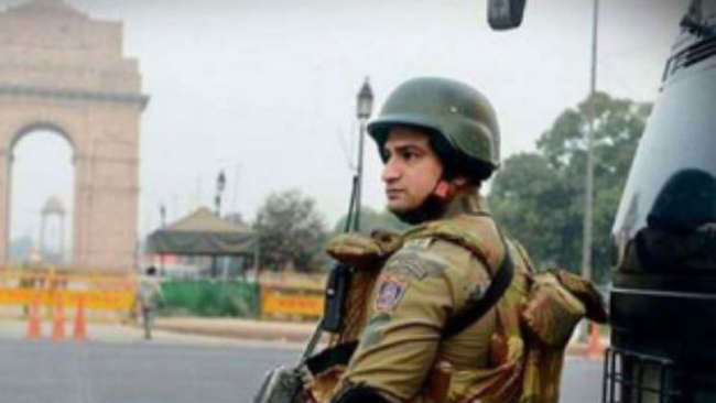 భారీ ఉగ్రకుట్రను చేధించారు.. వారి అరెస్టుతో పెద్ద గండమే తప్పింది భారీ ఉగ్రకుట్రను చేధించారు.. వారి అరెస్టుతో పెద్ద గండమే తప్పింది