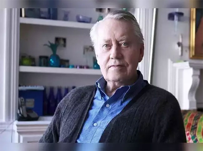 కలియుగ దాన కర్ణుడు... రూ.58వేల కోట్ల ఆస్తి దానం !