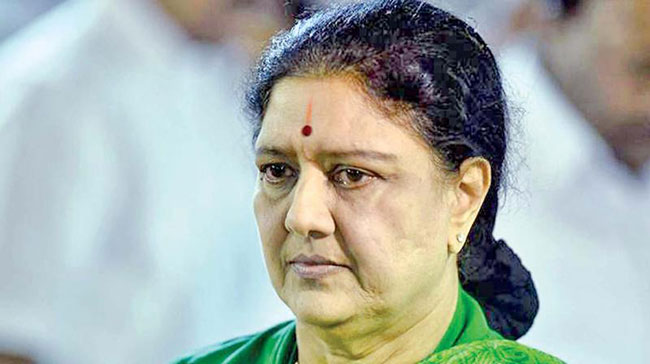 చిన్నమ్మకు మరో షాక్.. ఈసారి ఎవరి వంతు అంటే?