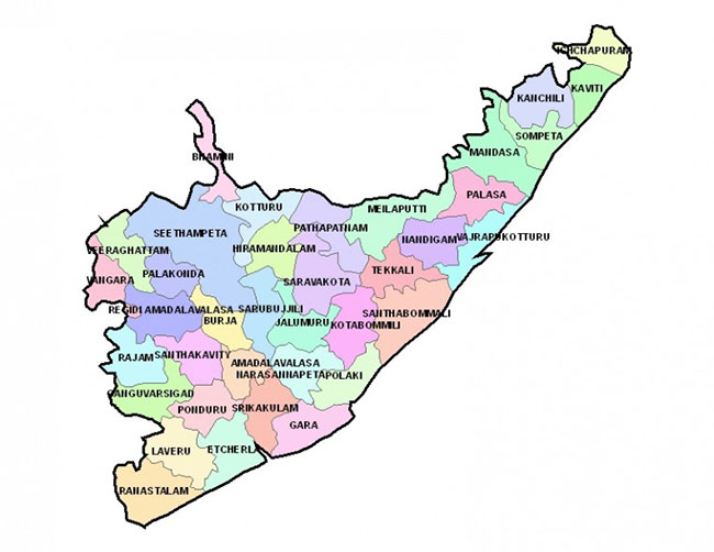 శ్రీకాకుళంలో 3 జిల్లాల కోసం పోరాటం