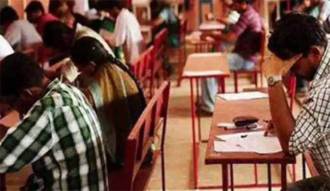 పరీక్షలు ఎలా నిర్వహిస్తారు? హైకోర్టు ఆగ్రహం