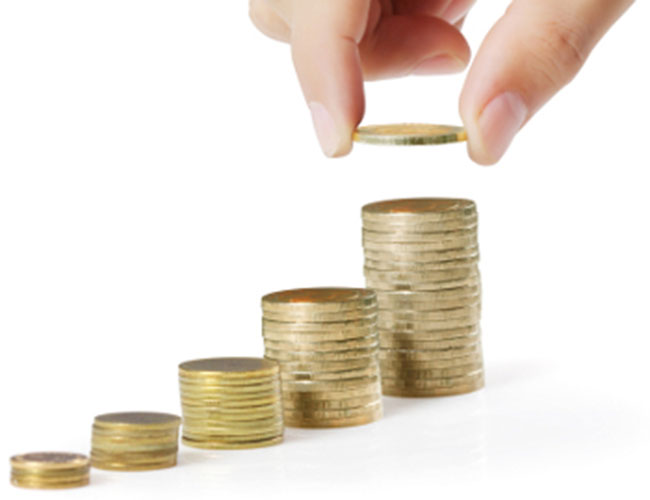 మనవాళ్లు పొదుపర్లు అయ్యారట! కరోనా ఎఫెక్టేనా!