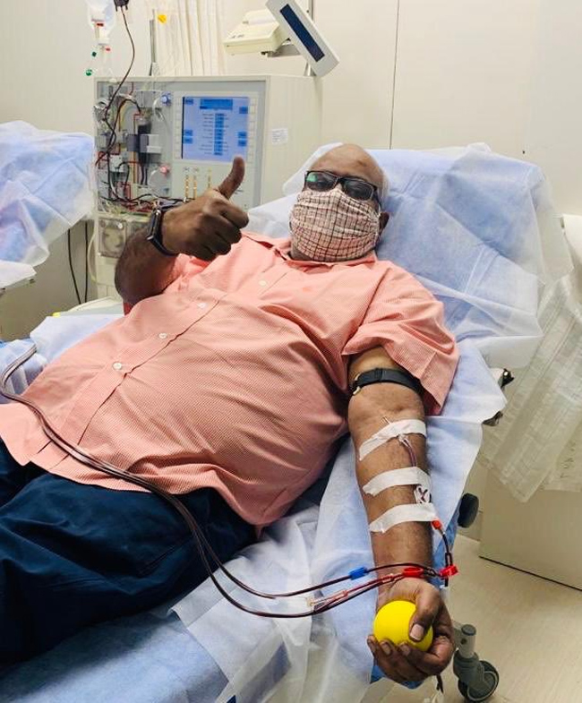 Keeravani And His Son Donate Plasma