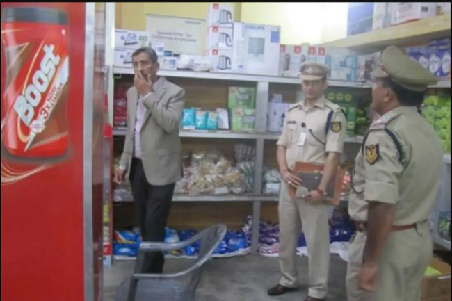 మిలటరీ క్యాంటీన్ లో మేడ్ ఇన్ ఇండియా అమలు కావట్లేదా? మిలటరీ క్యాంటీన్ లో మేడ్ ఇన్ ఇండియా అమలు కావట్లేదా?