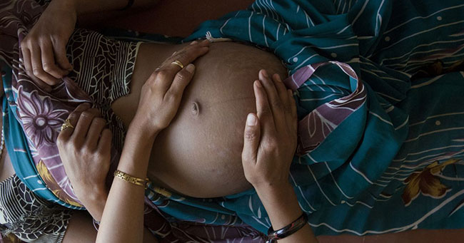 వీడసలు మనిషే కాదు..లింగ నిర్ధారణ కోసం కడుపు కోశాడు