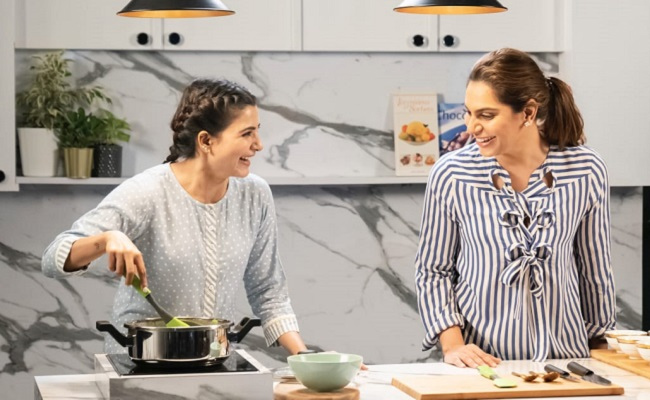 వీడియో: మెగా అక్కినేని కోడ‌ళ్ల‌ పాక శాస్త్ర నైపుణ్యం