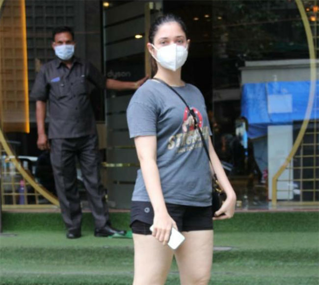 క్వారంటైన్ లో మామ్ డాడ్.. మిల్కీలో టెన్ష‌న్ ఇలా!