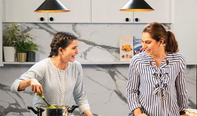 సమంతకు `ఉత్తమ కోడలు` అవార్డ్ ఇచ్చిన మెగాకోడలు సమంతకు `ఉత్తమ కోడలు` అవార్డ్ ఇచ్చిన మెగాకోడలు