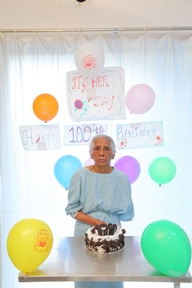 హైదరాబాద్ ఆసుపత్రిలో కరోనాతో బామ్మ.. 100 పుట్టిన రోజు వేడక