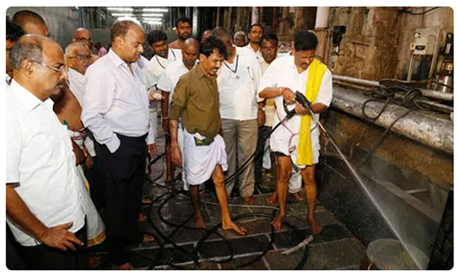 తిరుమల వకుళామాత పోటులో ప్రమాదం .. ఐదుమందికి గాయాలు !