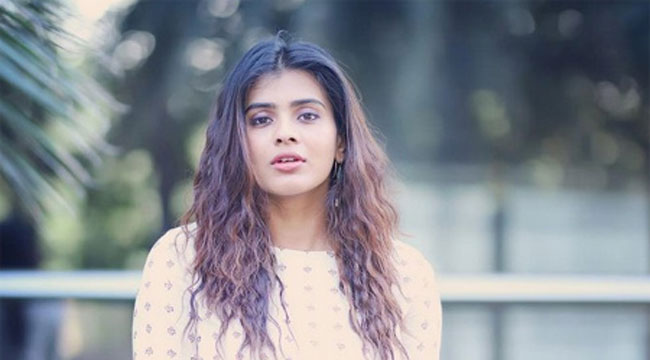 Actress Misusing Craze With Cheap Roles