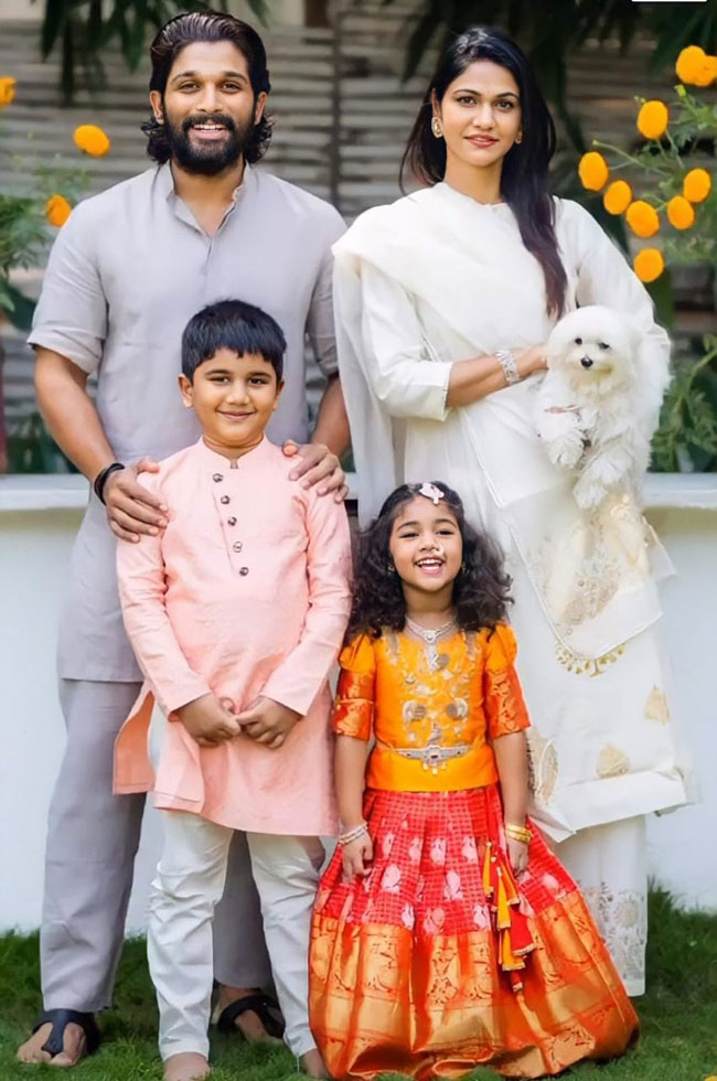 ఫ్యాన్స్ ని స్పెల్ బౌండ్ చేసే బ‌న్ని ఫ్యామిలీ పిక్చ‌ర్