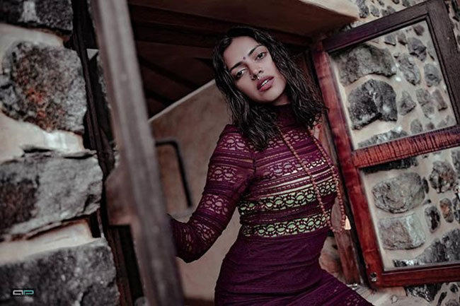 పాల్ బ్రాండ్ కిర్రాక్ ఫోజు అదిరెనులే