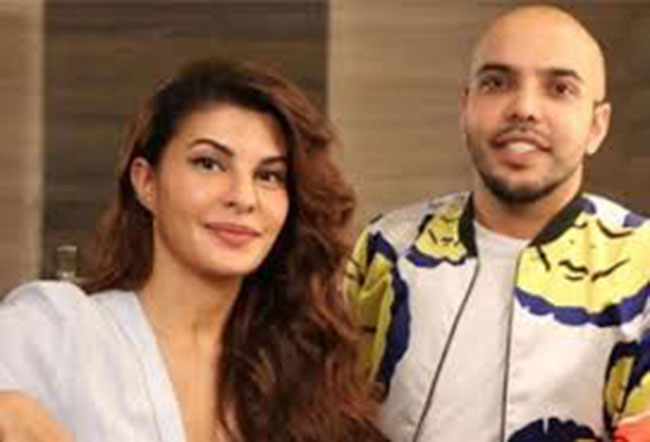 మేక‌ప్ మేన్ కి బ్రాండ్ న్యూ కార్ గిఫ్టిచ్చిన బ్యూటీ