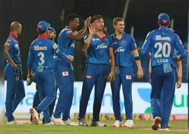 హ్యాట్రిక్ విజయంతో టాపులేపిన ఢిల్లీ!