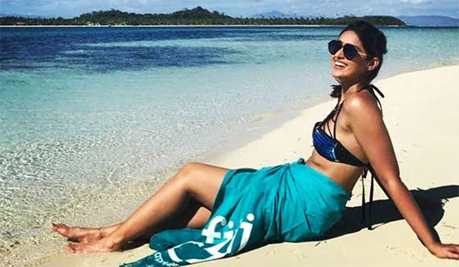 ఫిజీ నుంచి వ‌చ్చాకేగా ఆండ్రూతో బ్రేక‌ప్ అయ్యింది?