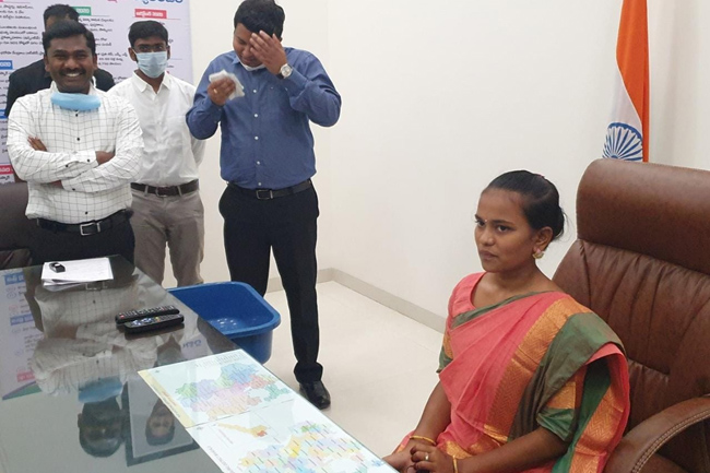 అనంతపురం కలెక్టర్ గా ఇంటర్ విద్యార్థిని