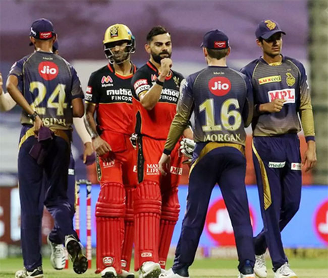 వార్​ వన్​సైడ్​.. కేకేఆర్​పై ఆర్​సీబీ సునాయాస విజయం!