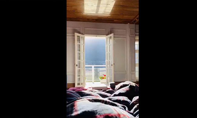 హైద‌రాబాద్ వెద‌ర్ కి మంత్ర‌ముగ్ధురాలై క్వీన్ క‌విత్వం