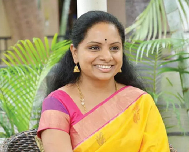 కవిత వెంట ప్రగతి భవన్ కు వెళ్లేందుకు నేతల తహతహ