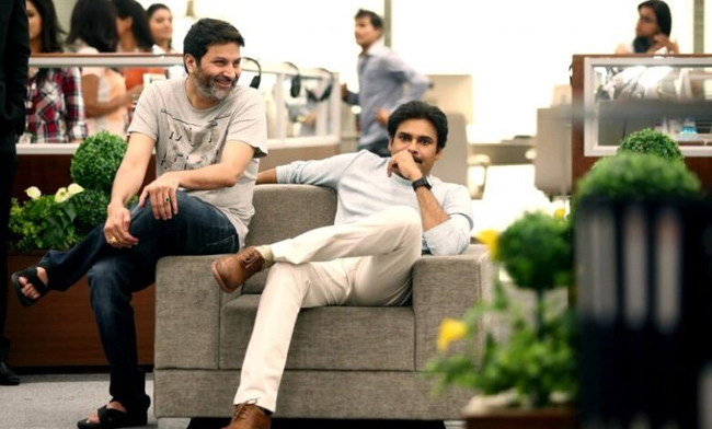 ప‌వ‌న్ వ‌ర్సెస్ త్రివిక్ర‌మ్.. ఫ్యాన్స్ ని క‌ల‌వ‌ర‌పెడుతున్న‌ ట్విస్టు!