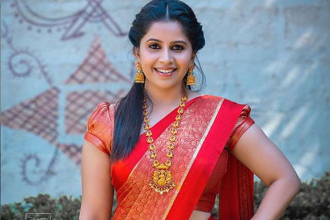 డ్రగ్స్ కేసులో నిందితులకి నార్కోటెస్ట్‌.. నేనే తప్పు చేయలేదన్న లేడీ యాంకర్...!