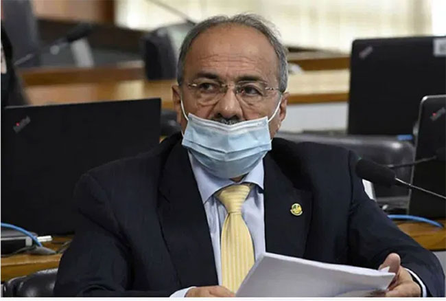 అండర్‌వేర్‌ లో కరోనా సొమ్ము దాచిన సెనేటర్ .. అరెస్ట్ !