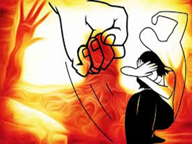 హైదరాబాద్ లో ఘోరం.. సోదరుడితో కలిసి లవ్వర్ గొంతు కోసిన కసాయి