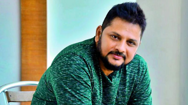 Surender Reddy Looking To Balance Star Hero As Well As Young Hero!