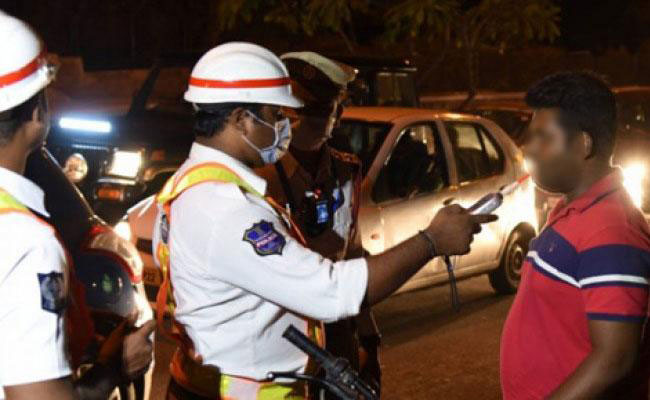 ఆరు నెలల్లో డ్రంకెన్ డ్రైవ్ కేసులు మూడేనా?