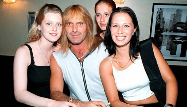 వైరల్: 6వేల మందితో శృంగారం.. చచ్చేముందు అదే పని?