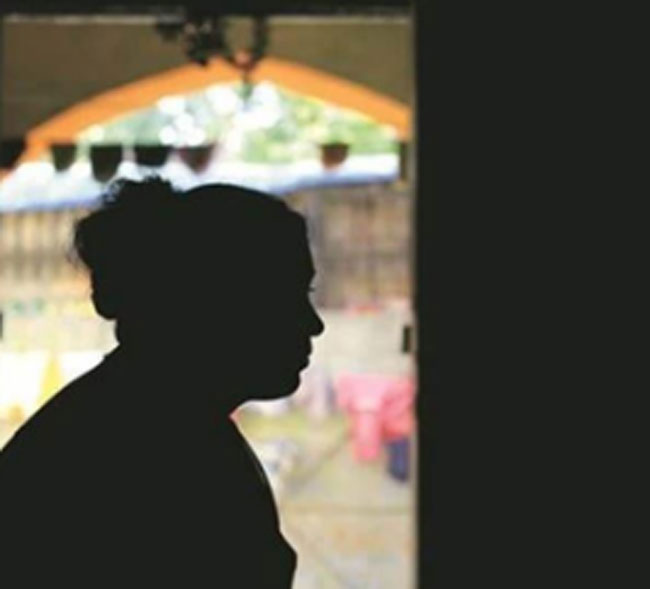 సెక్స్ వర్కర్లకు ఏపీ ప్రభుత్వం ఉచిత రేషన్ !