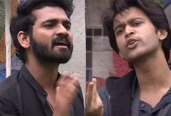 బిబి4 : అభిజిత్‌.. అఖిల్‌ మేక పులి ఆట