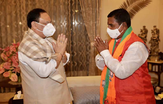 Ahead Of GHMC Polls, TRS Faces A Brutal Shock Ahead Of GHMC Polls, TRS Faces A Brutal Shock