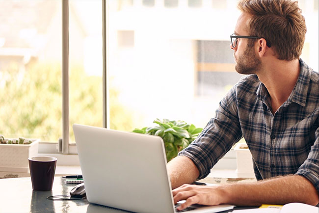 వర్క్​ ఫ్రం హోంతో మరో ఇబ్బంది..డిస్మోర్ఫియాతో బాధపడుతున్న ఉద్యోగులు