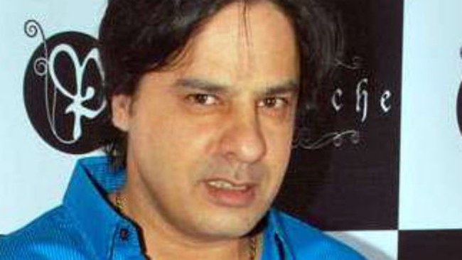 షూటింగ్‌ లో ఉండగా హీరోకు బ్రెయిన్‌ స్ట్రోక్‌