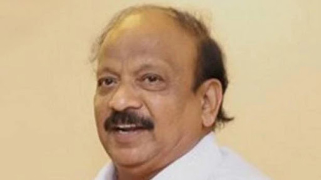 మాజీ మంత్రికి చుక్కలు చూపిస్తున్న సీబీఐ