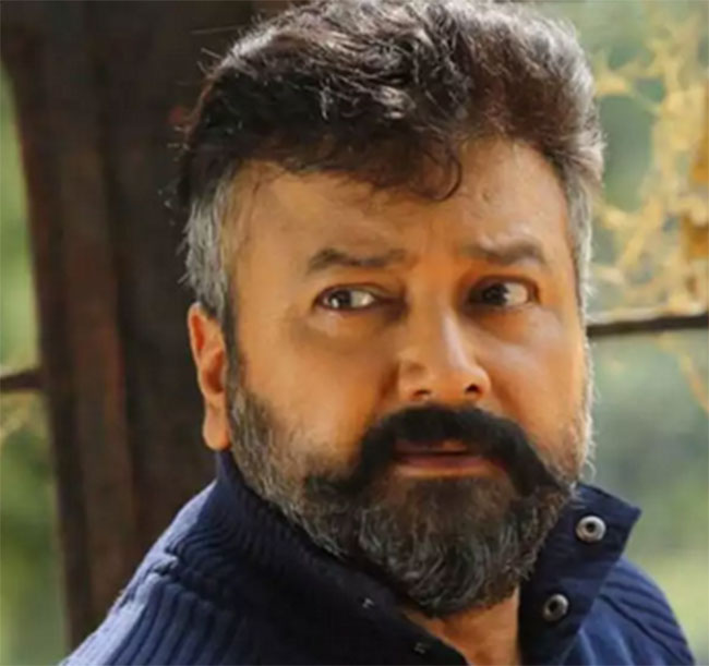 ఈ స్టార్ నటుడి ఫ్యామిలీ గురించి తెలుసా? ఈ స్టార్ నటుడి ఫ్యామిలీ గురించి తెలుసా?