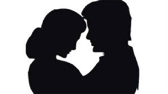 భర్త లేకపోవడంతో ఇద్దరితో అక్రమ సంబంధం ... ఆ తర్వాత ఏమైందంటే !