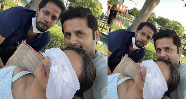 ఫోటో స్టోరి: మ‌హాన‌టినే ఆట‌ప‌ట్టిస్తారా?