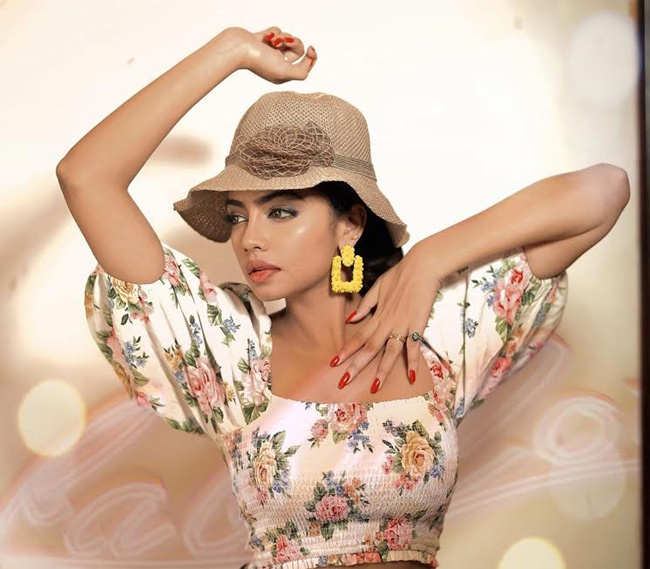 ఫ్యాషన్ Vs సినీ వ‌ర‌ల్డ్.. ఇక‌పై అంతా వర్చువల్ రియాలిటీ