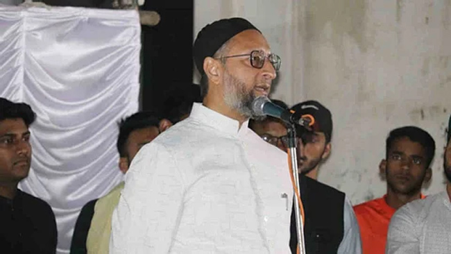 Owaisi Asks People To Vote For BJP Owaisi Asks People To Vote For BJP