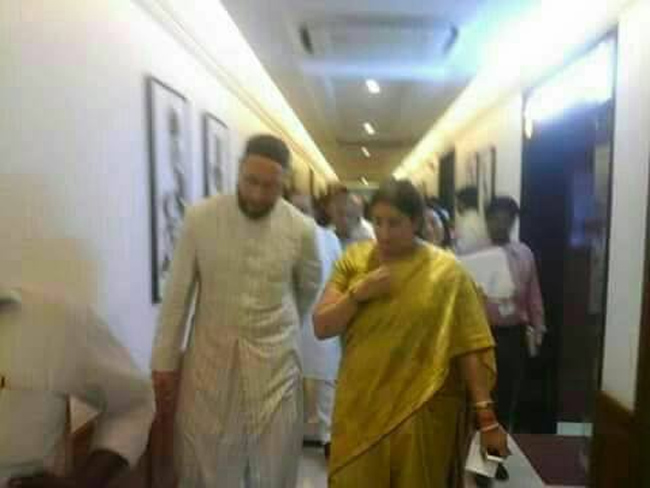 Pic Talk: Smriti Irani met Asaduddin Owaisi? Pic Talk: Smriti Irani met Asaduddin Owaisi?