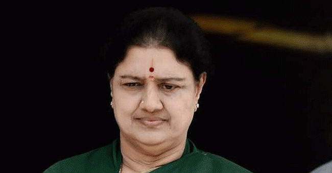 ఆధ్యాత్మిక జీవనంలో శశికళ .. అదే కారణం !