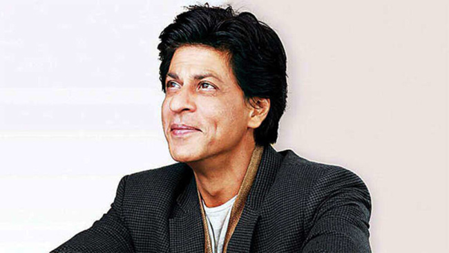 పుట్టిన రోజున అభిమానులను ఇంట్లోకి ఆహ్వానిస్తున్న సూపర్‌ స్టార్