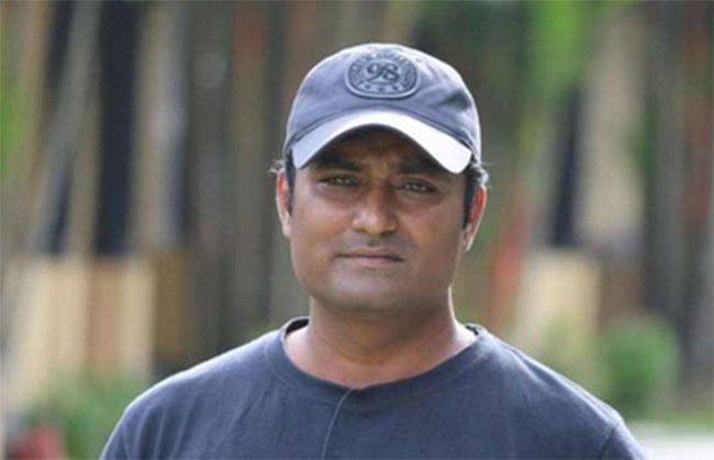 మరో ప్రాణం తీసిన మహమ్మారి..సినీ రచయిత మృతి