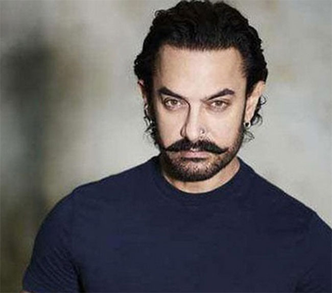 ‘విక్రమ్ వేధా’ రీమేక్ నుంచి అమీర్ ఔట్.. రీజన్ ఇదే