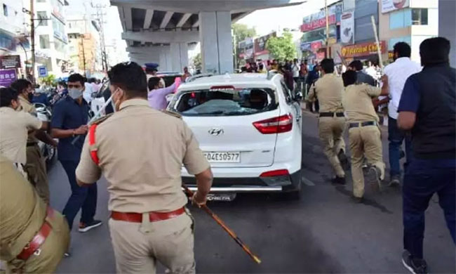 గ్రేటర్ పోరు : మంత్రి పువ్వాడ అజయ్‌ వాహనంపై దాడి !