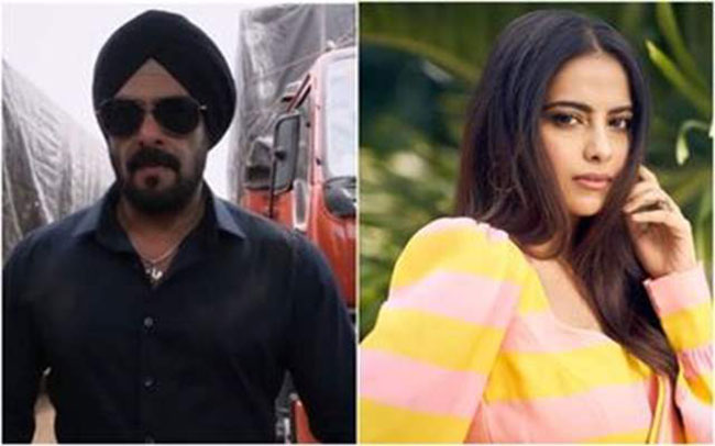 సూపర్ స్టార్ పక్కన ఆలా మిస్ అయ్యింది